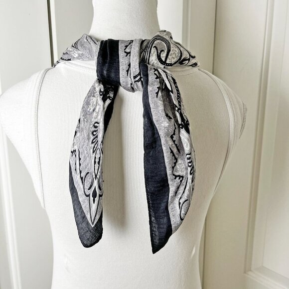 One-of Black & White Silk Bandanna w/ Gemstone Dreamcatcher Pendant Necklace Set - Picture 5 of 9